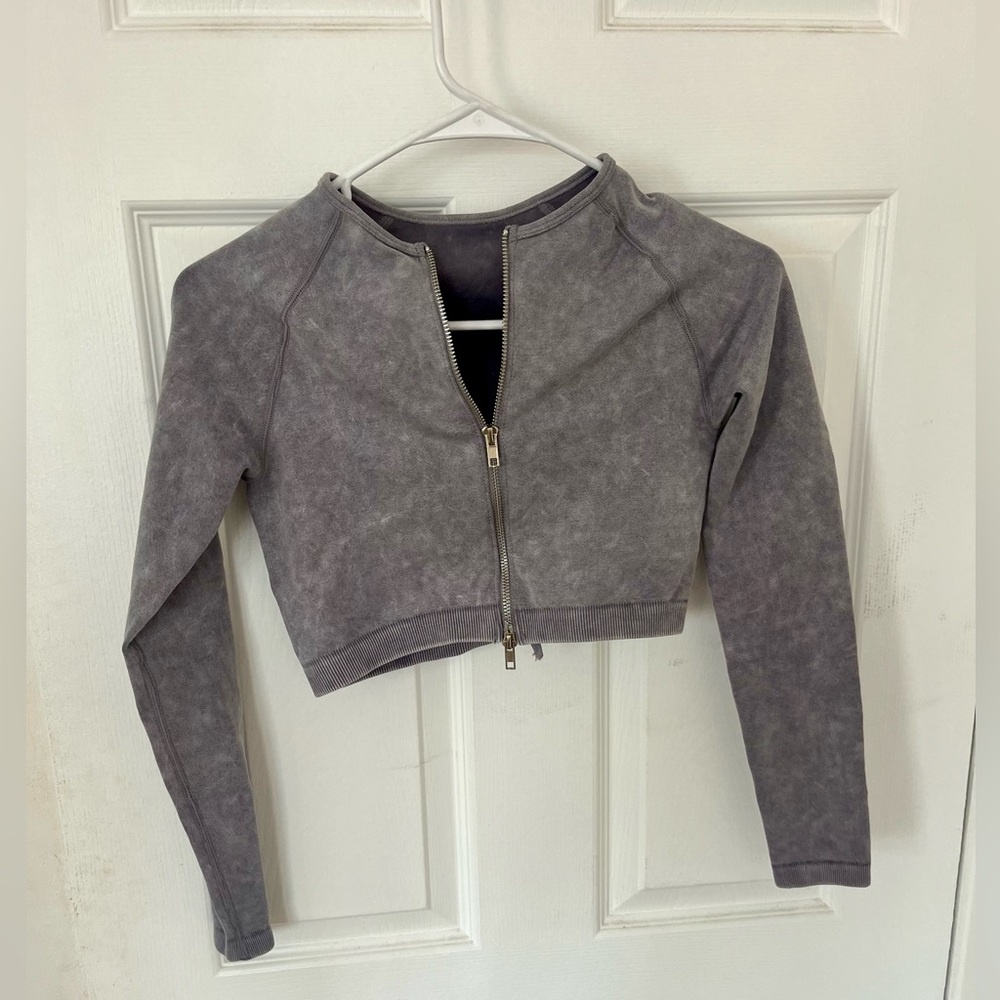Cropped Workout top/jacket